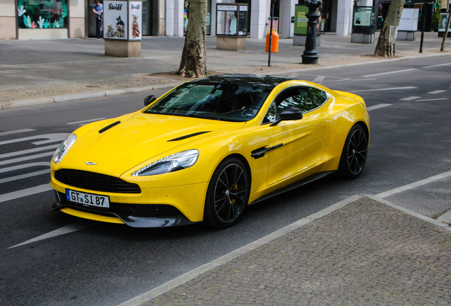 Aston Martin Vanquish 2013