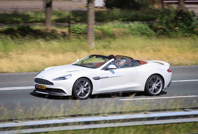 Aston Martin Vanquish Volante