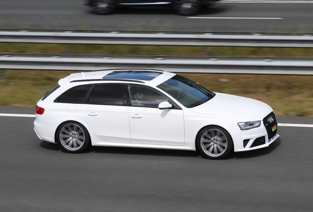 Audi RS4 Avant B8