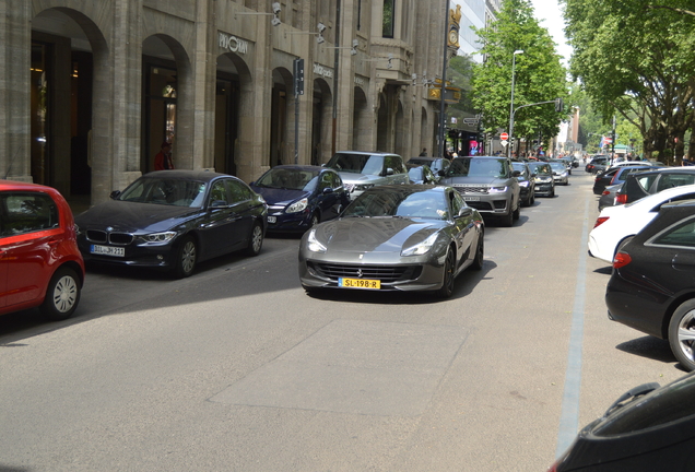 Ferrari GTC4Lusso T