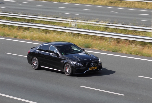 Mercedes-AMG C 63 S W205