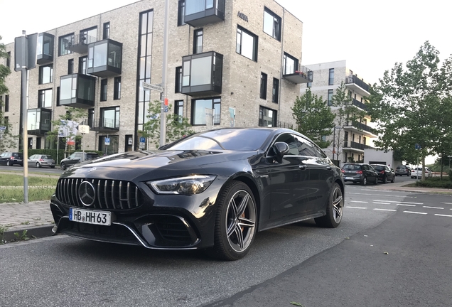 Mercedes-AMG GT 63 S X290