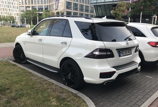 Mercedes-Benz ML 63 AMG W166