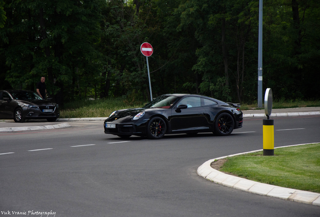 Porsche 992 Carrera S