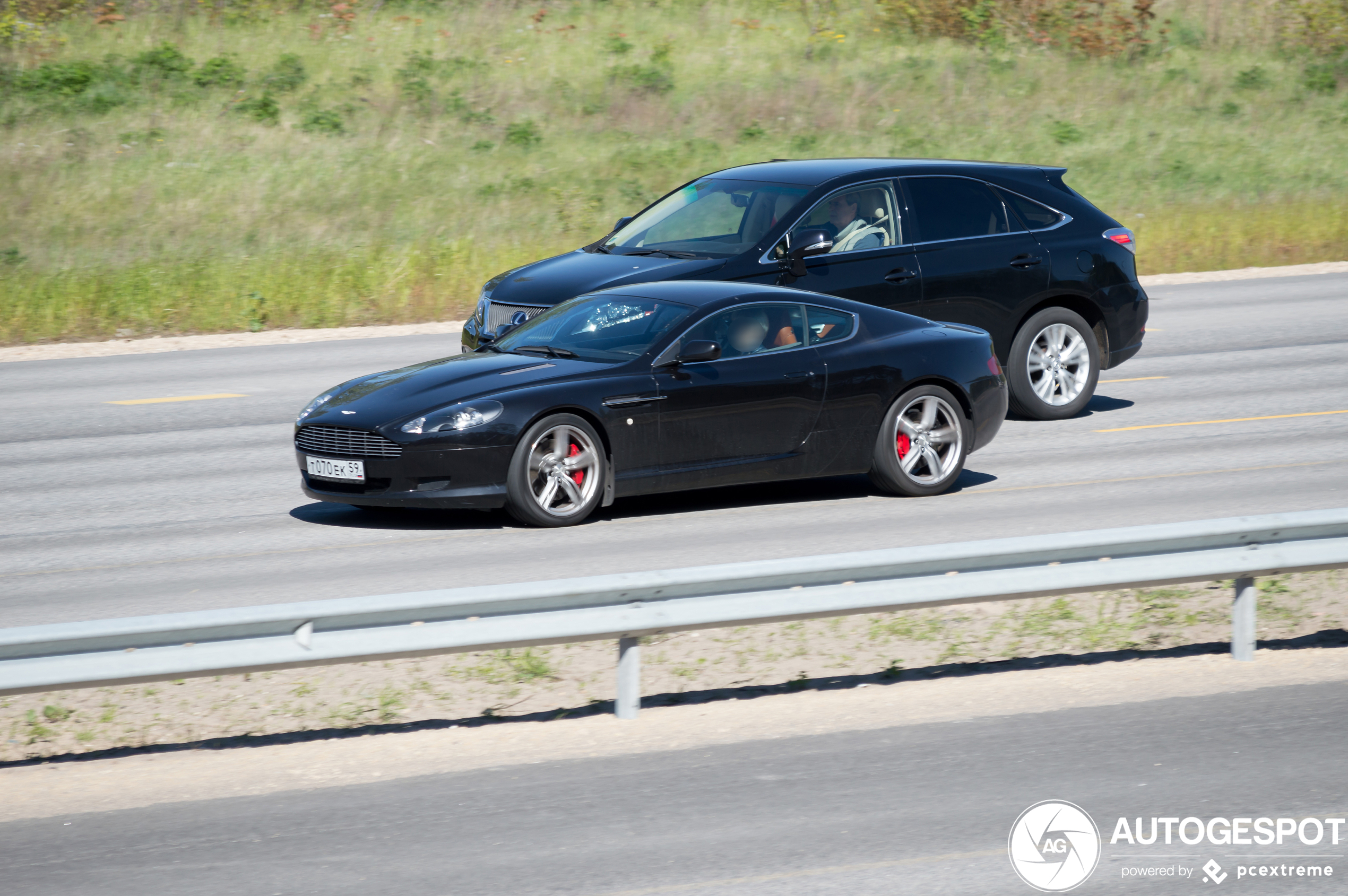 Aston Martin DB9