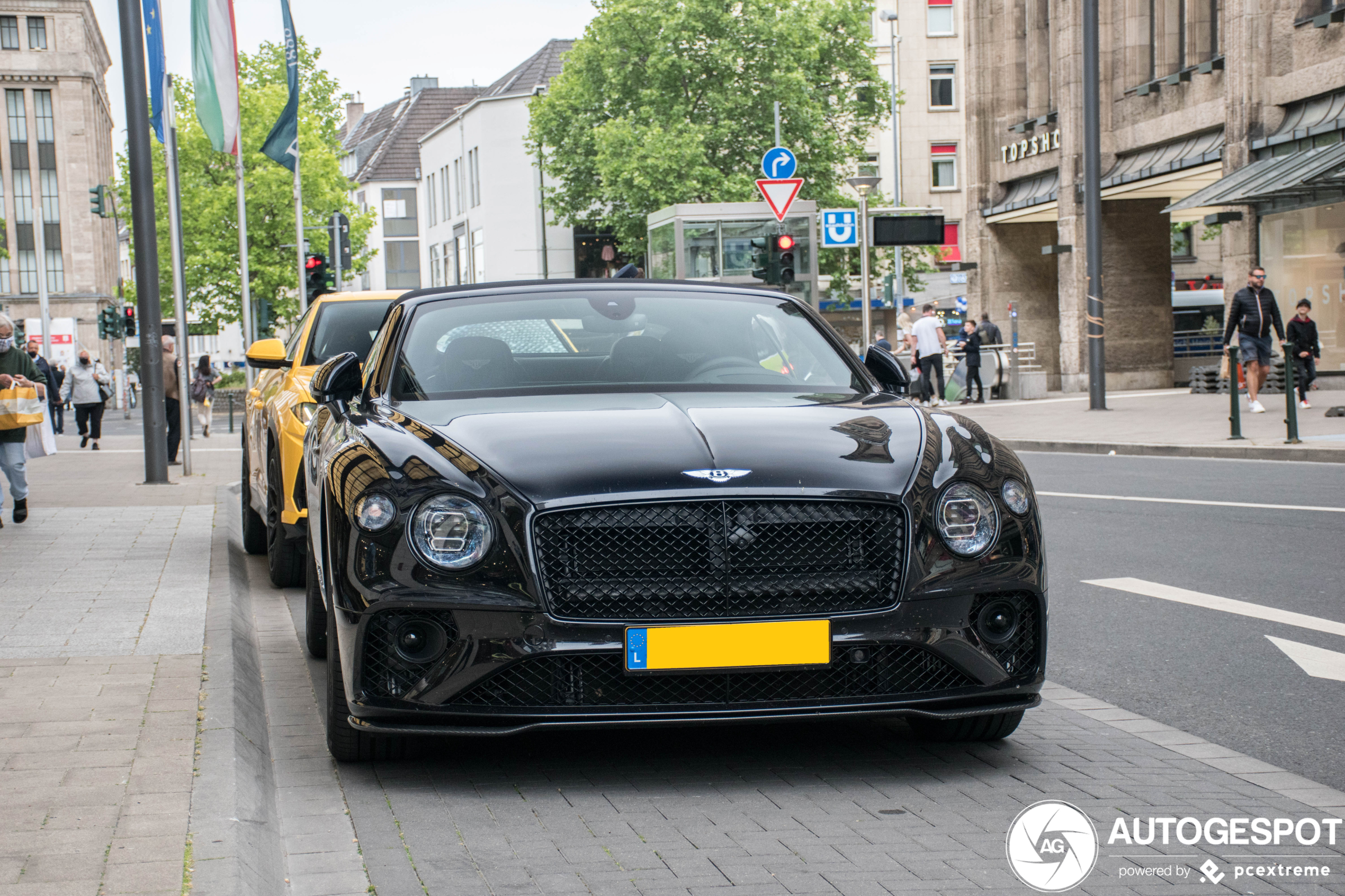 Bentley Continental GTC V8 2020