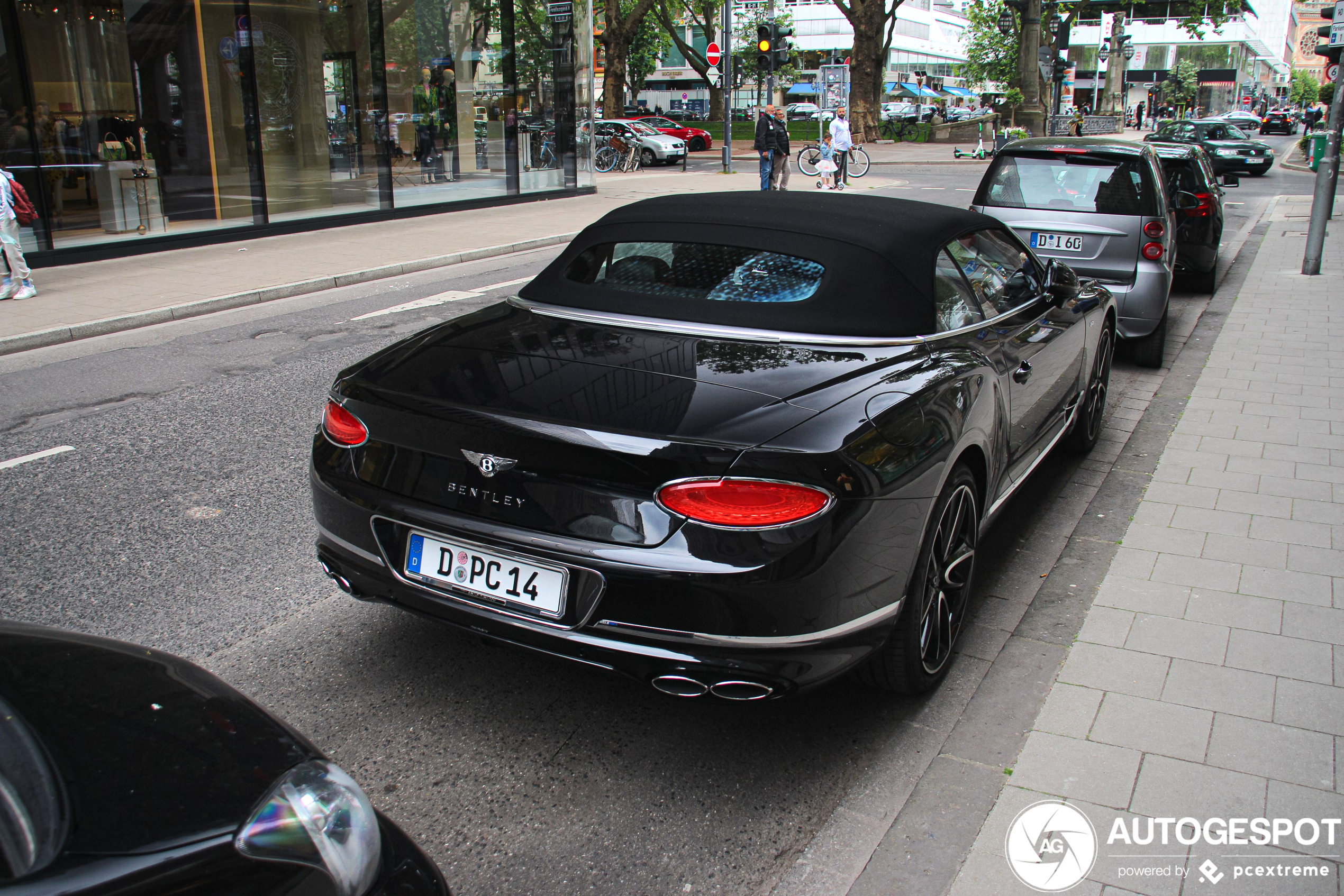 Bentley Continental GTC V8 2020