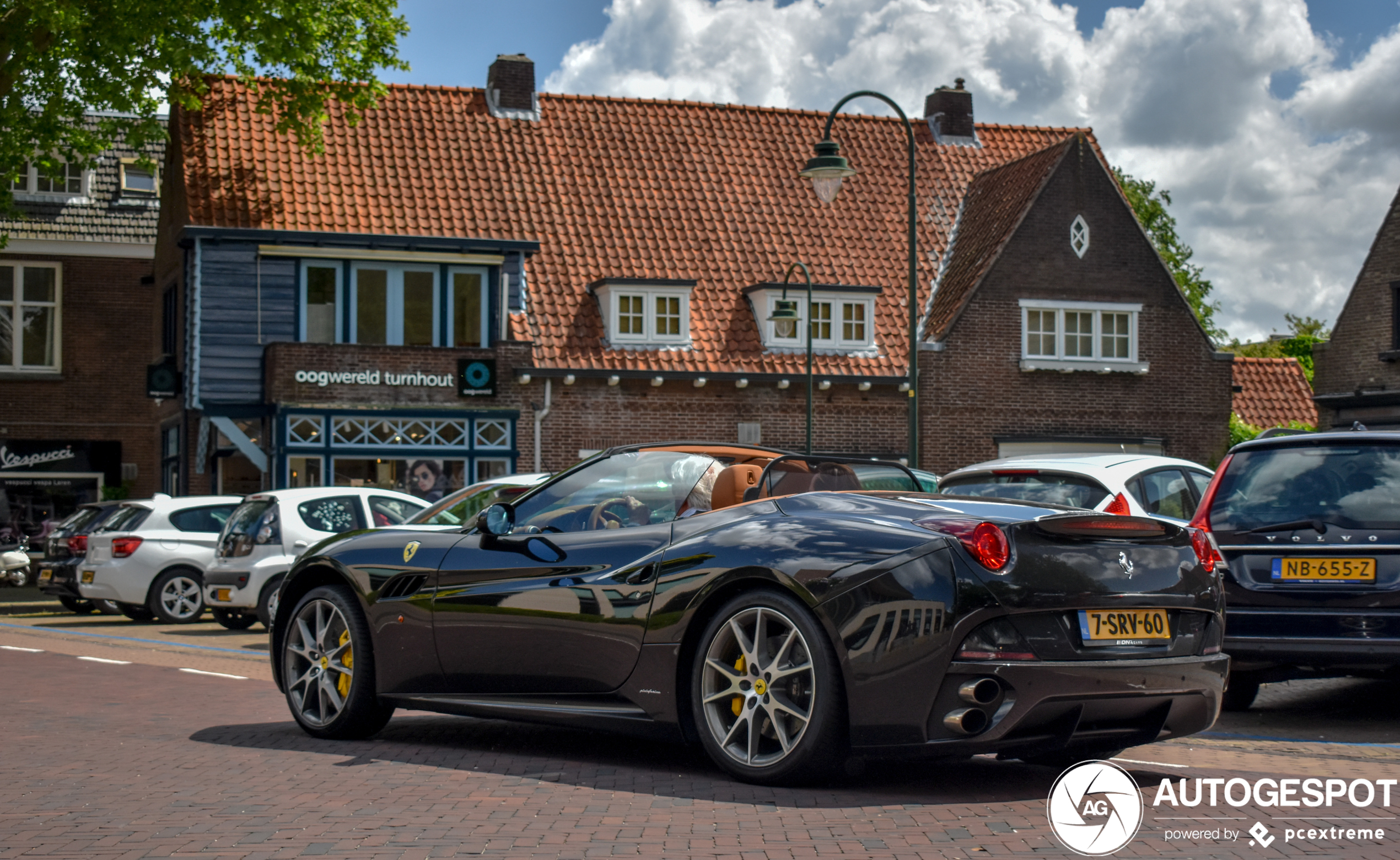 Ferrari California