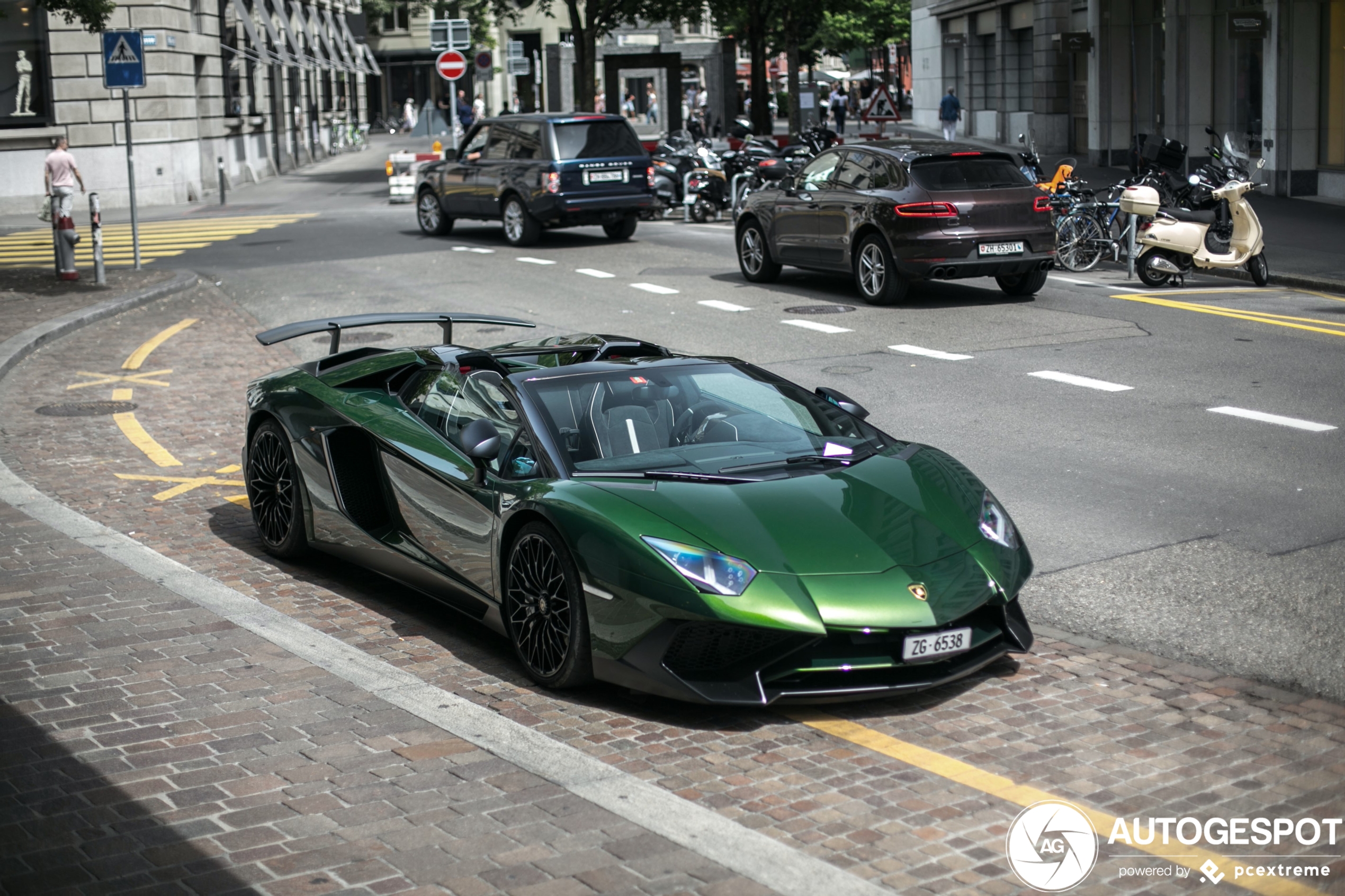 Lamborghini Aventador LP750-4 SuperVeloce Roadster