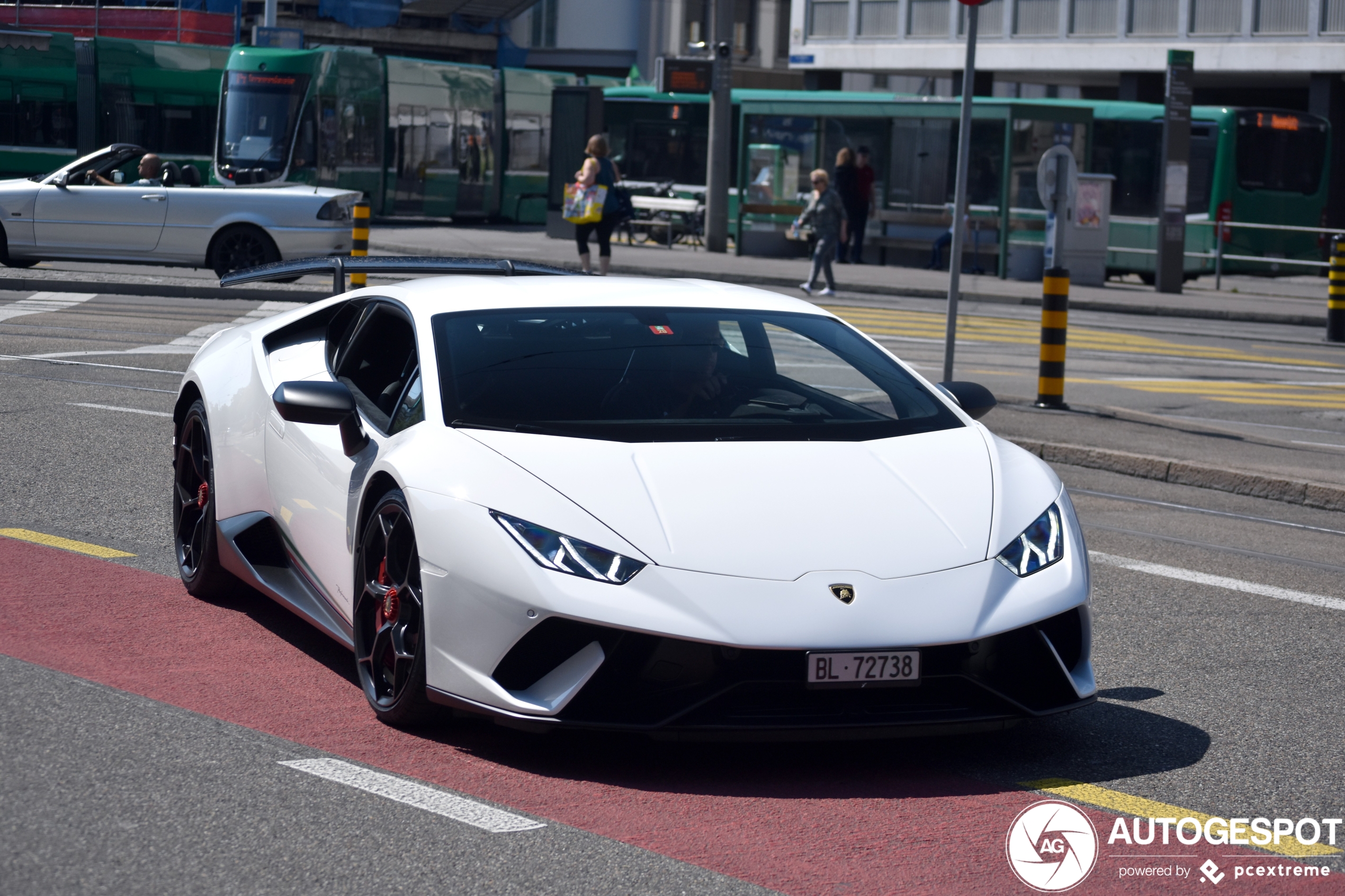 Lamborghini Huracán LP640-4 Performante