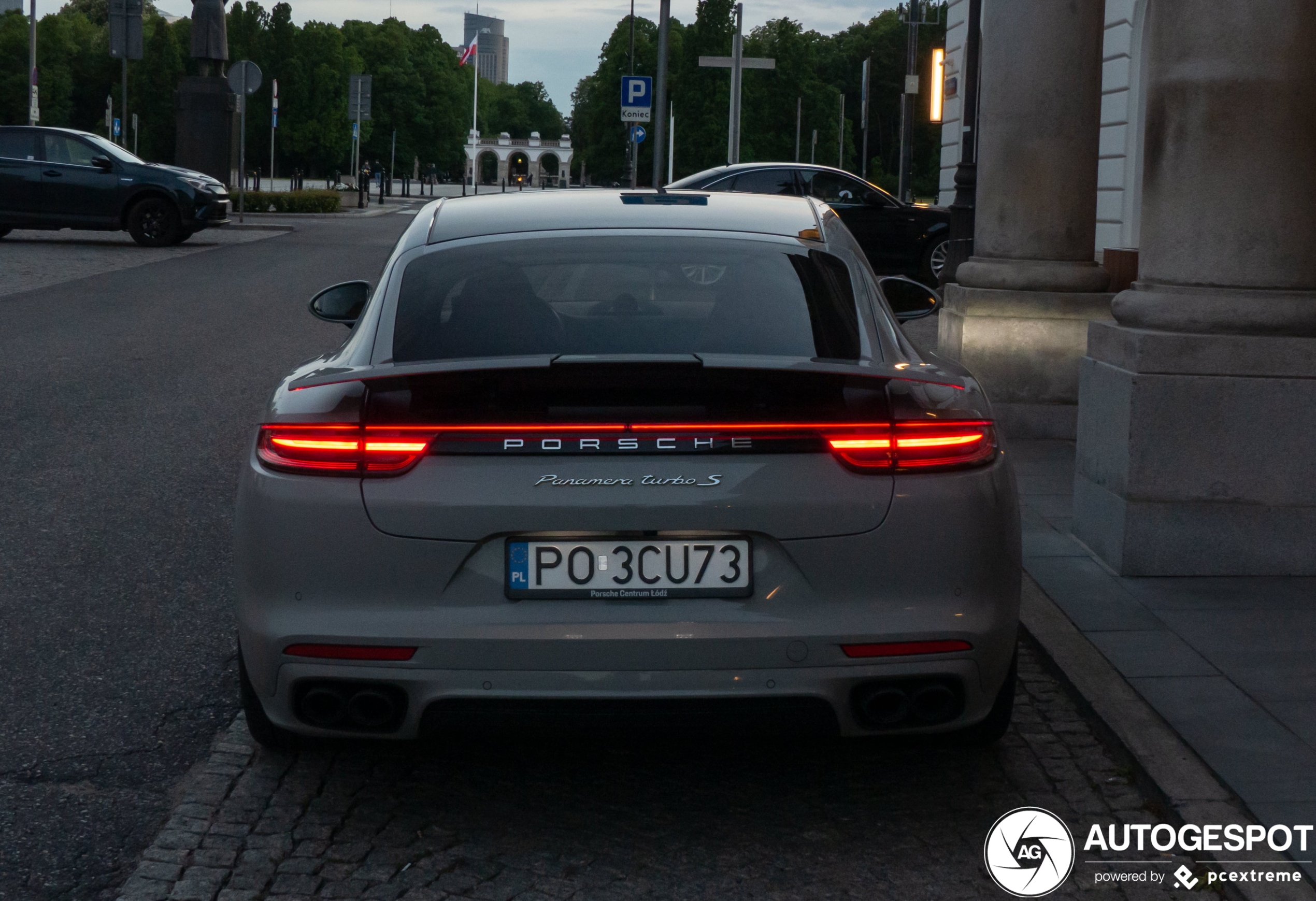 Porsche 971 Panamera Turbo S E-Hybrid