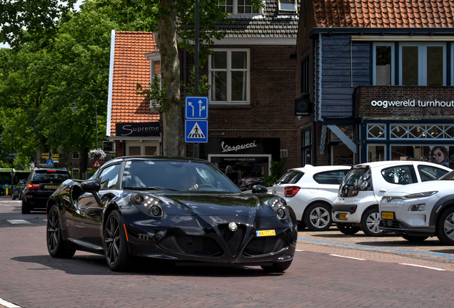 Alfa Romeo 4C Coupé