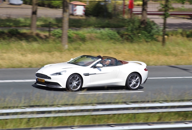 Aston Martin Vanquish Volante