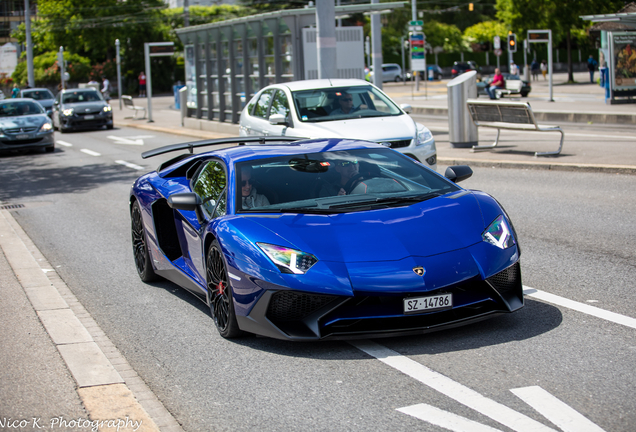 Lamborghini Aventador LP750-4 SuperVeloce