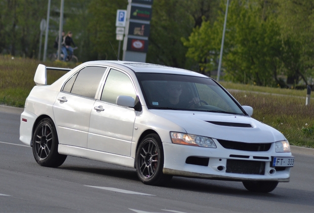 Mitsubishi Lancer Evolution IX