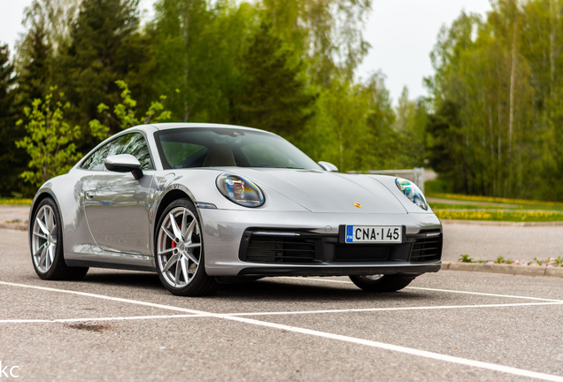 Porsche 992 Carrera 4S