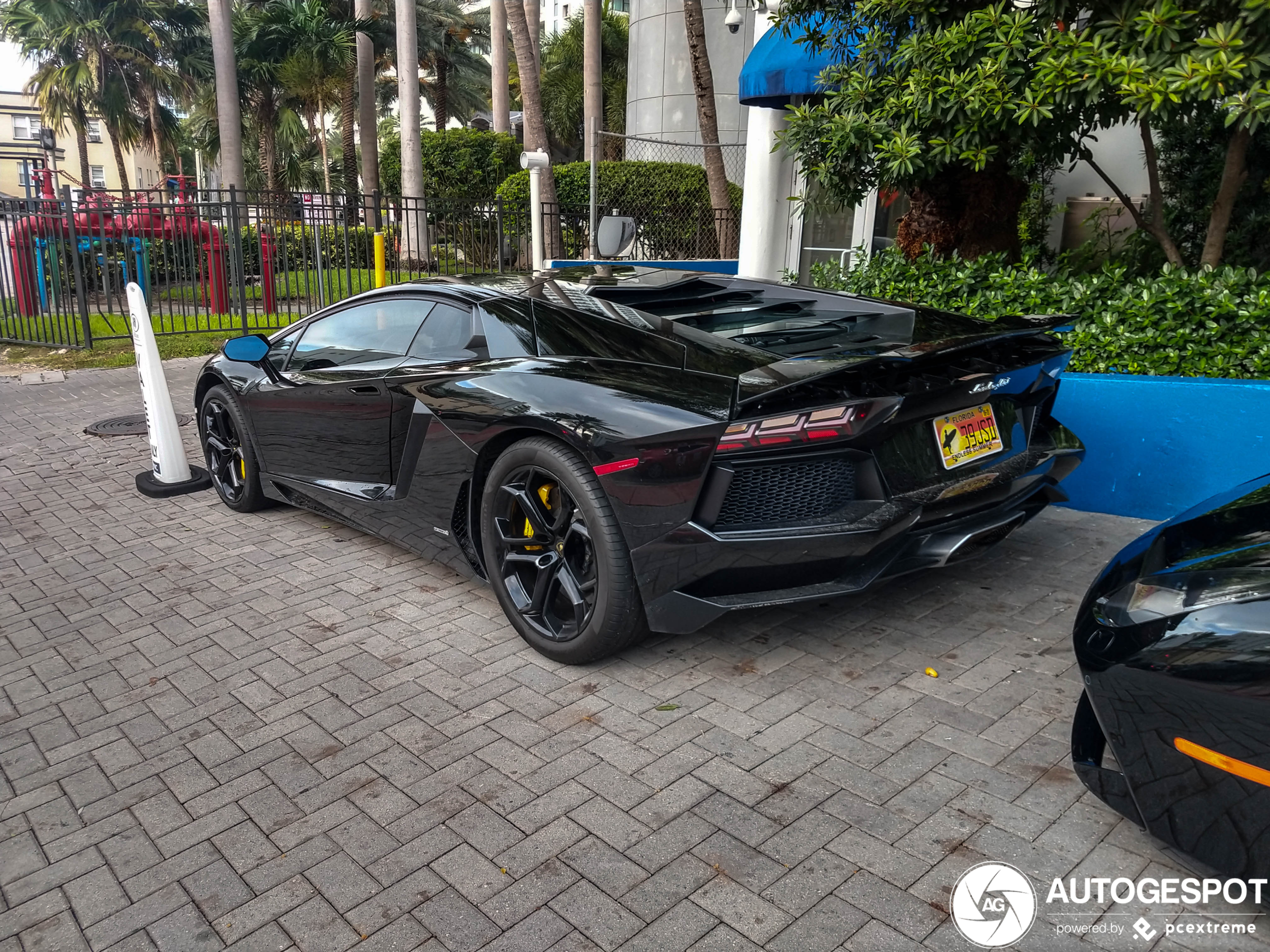 Lamborghini Aventador LP700-4