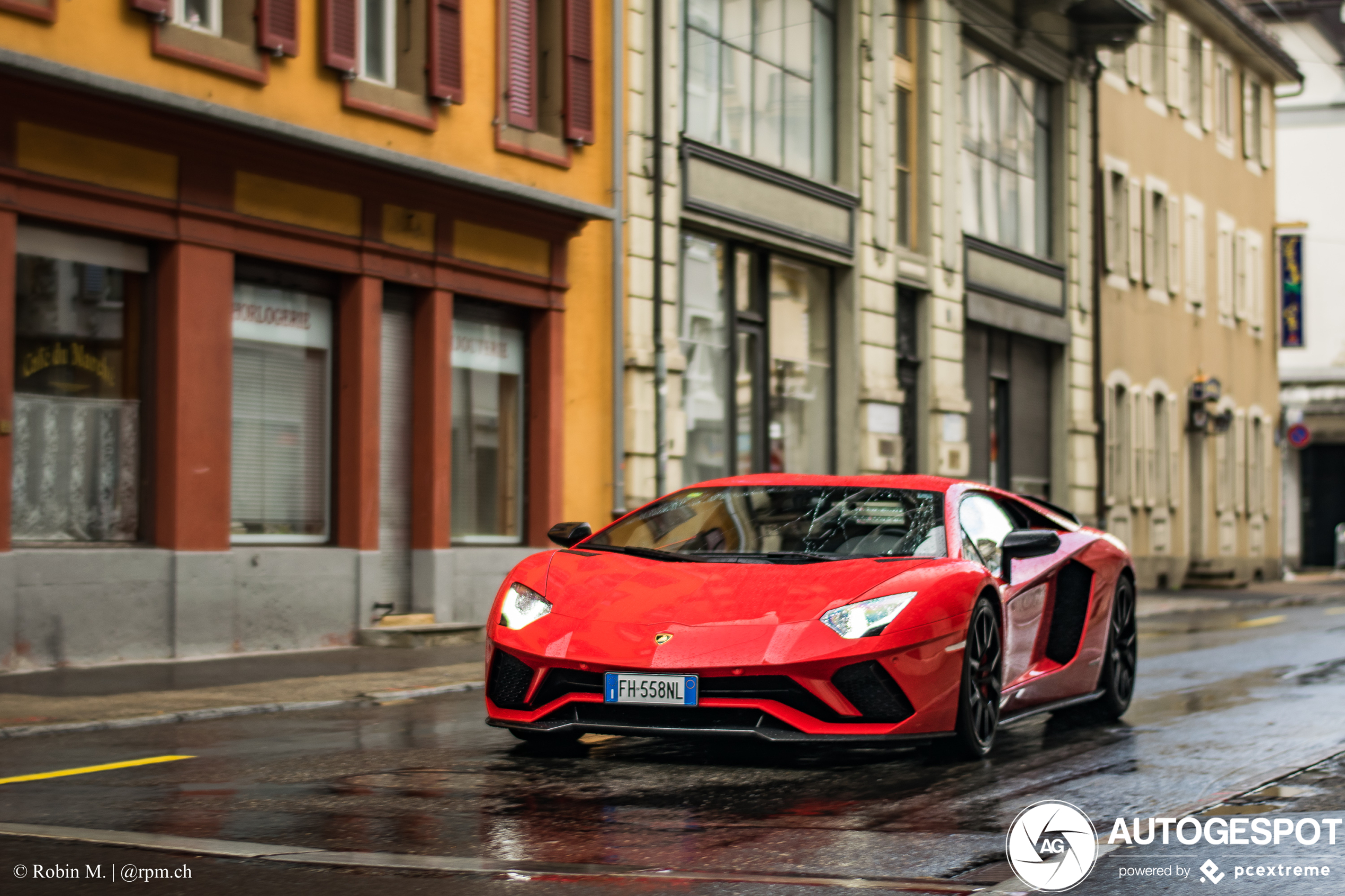 Lamborghini Aventador S LP740-4