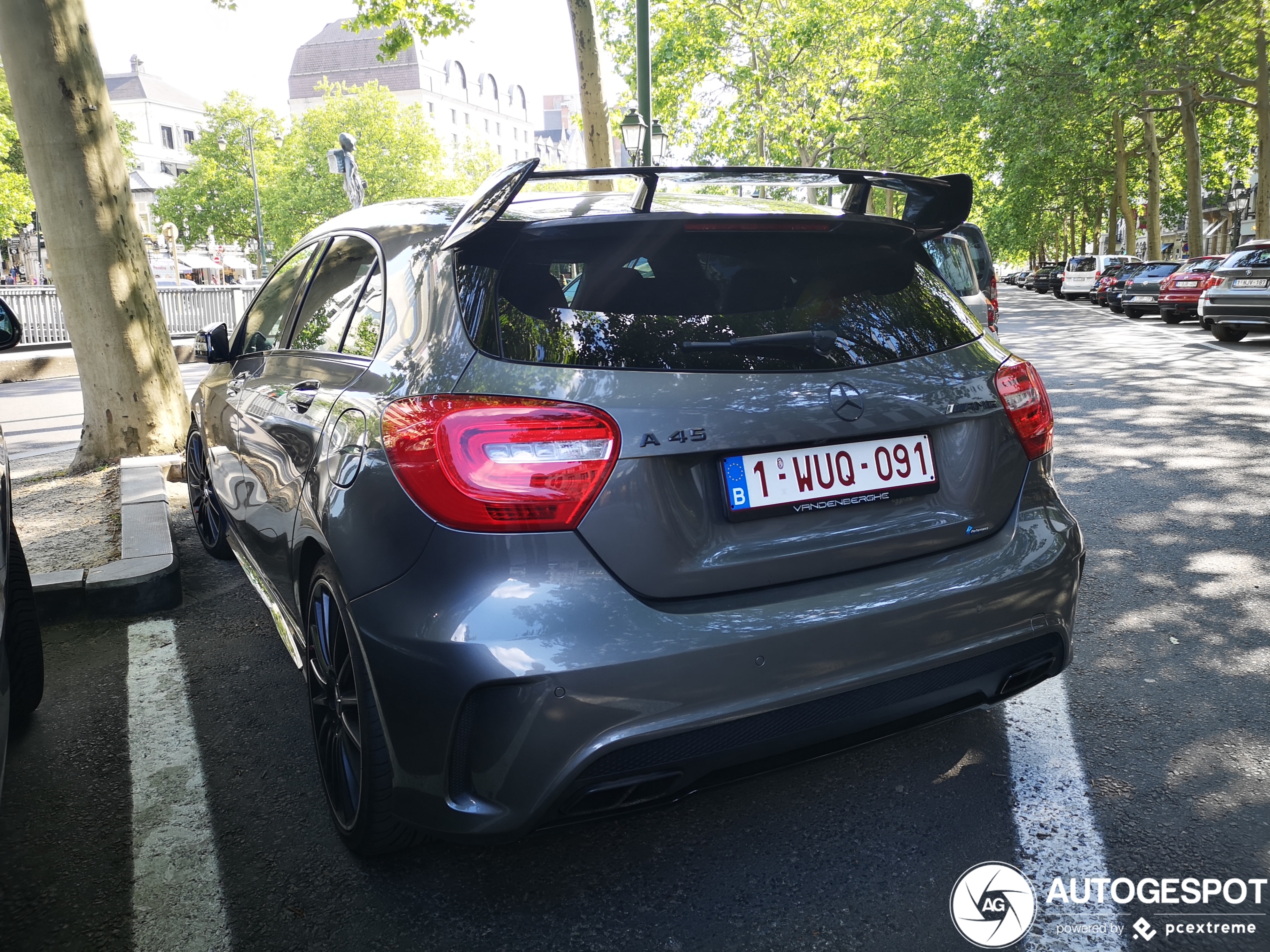 Mercedes-Benz A 45 AMG