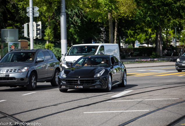 Ferrari FF