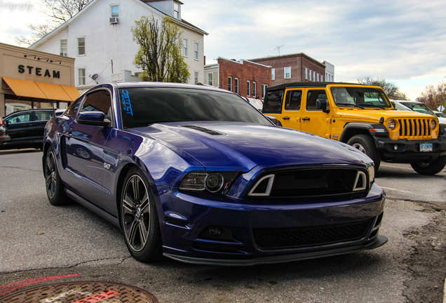 Ford Mustang GT California Special 2013