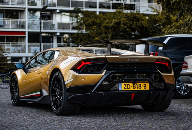 Lamborghini Huracán LP640-4 Performante