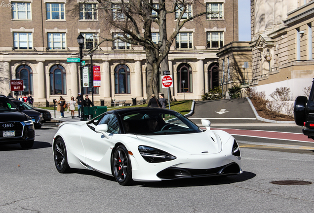 McLaren 720S Spider