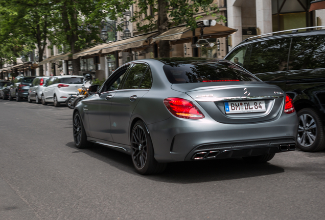 Mercedes-AMG C 63 S W205