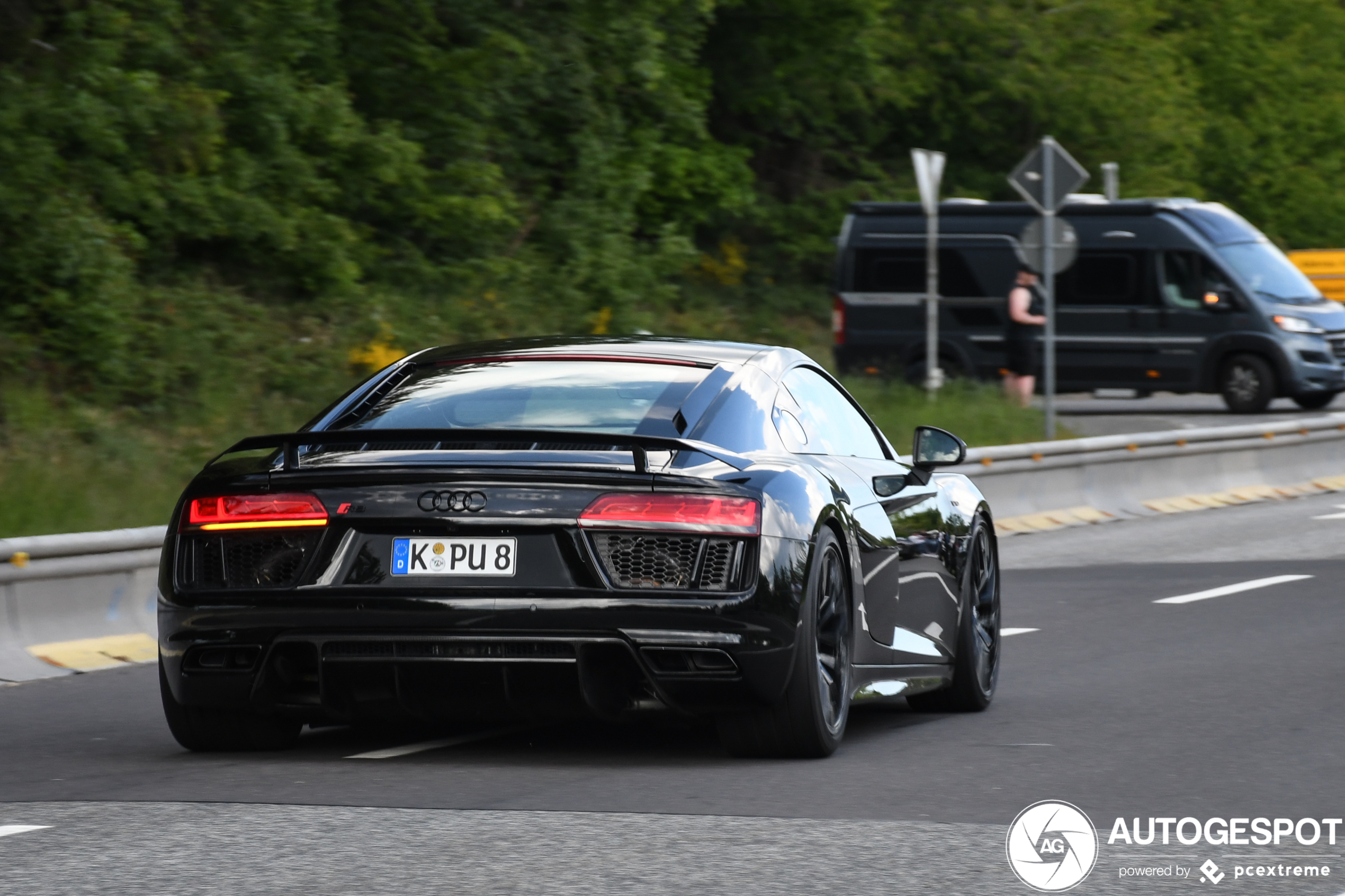 Audi R8 V10 Plus 2015