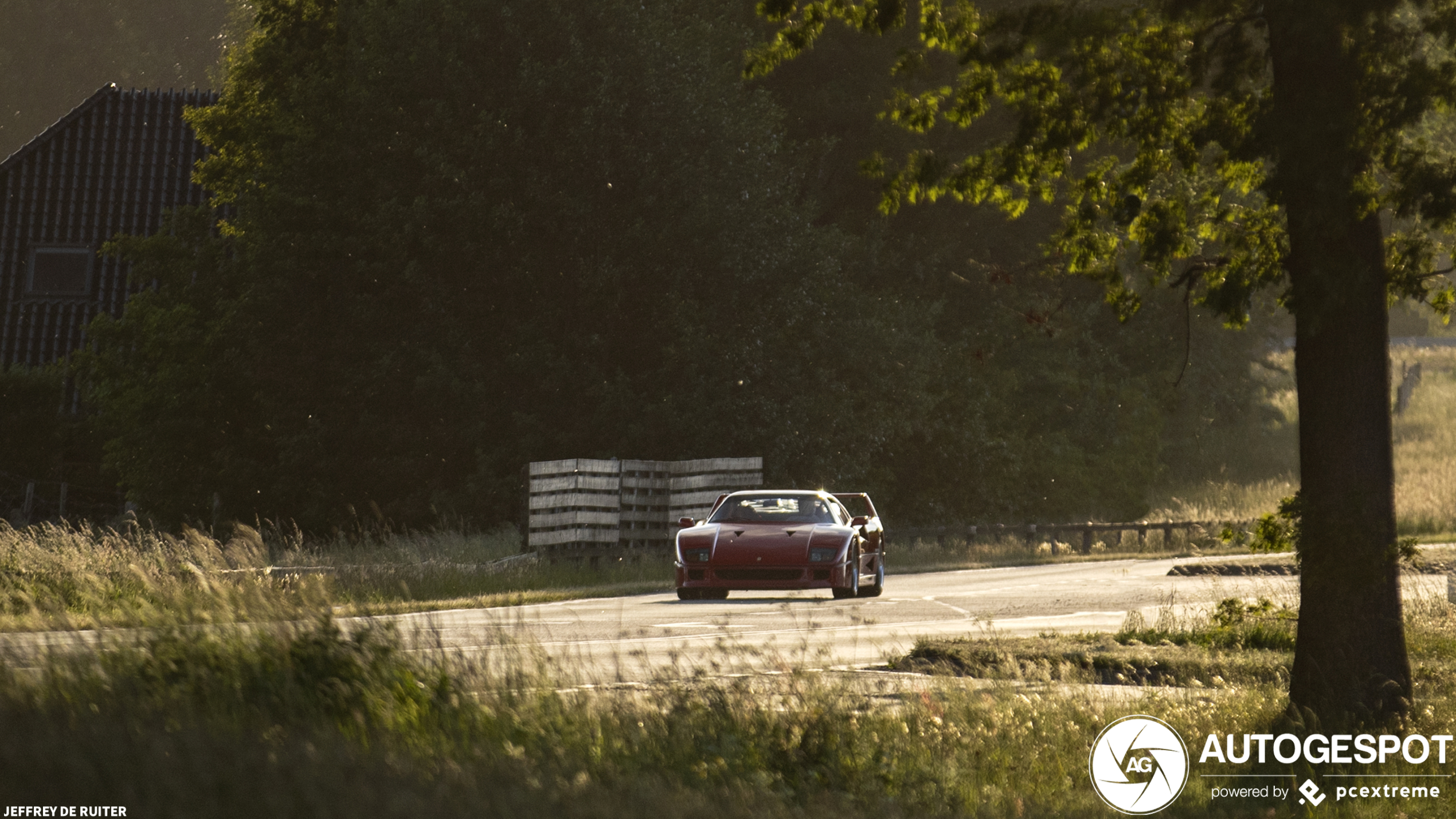 Ferrari F40