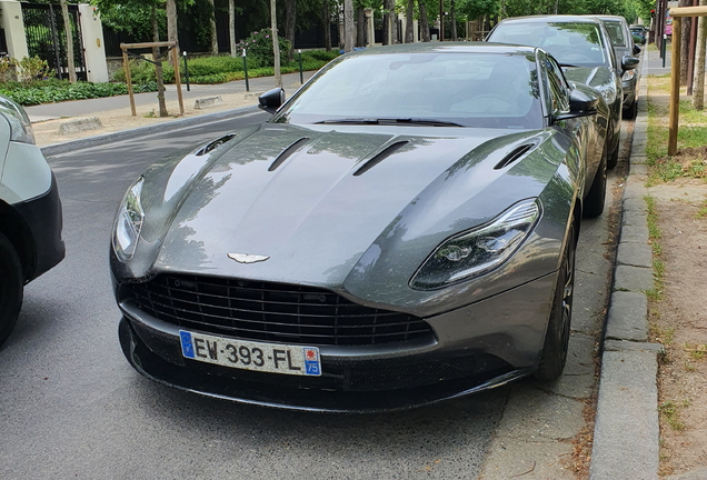 Aston Martin DB11