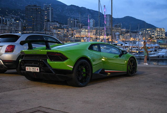 Lamborghini Huracán LP640-4 Performante