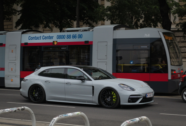 Porsche 971 Panamera Turbo S E-Hybrid Sport Turismo