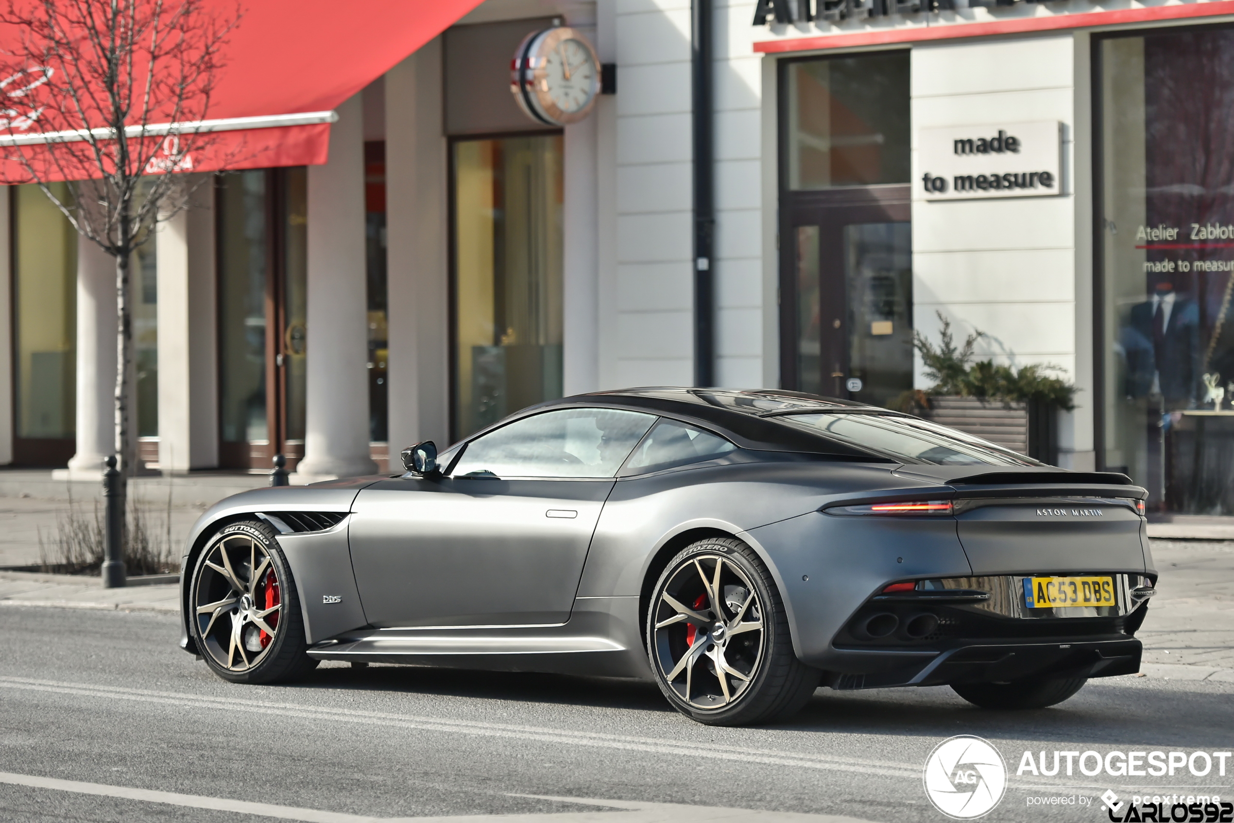 Aston Martin DBS Superleggera