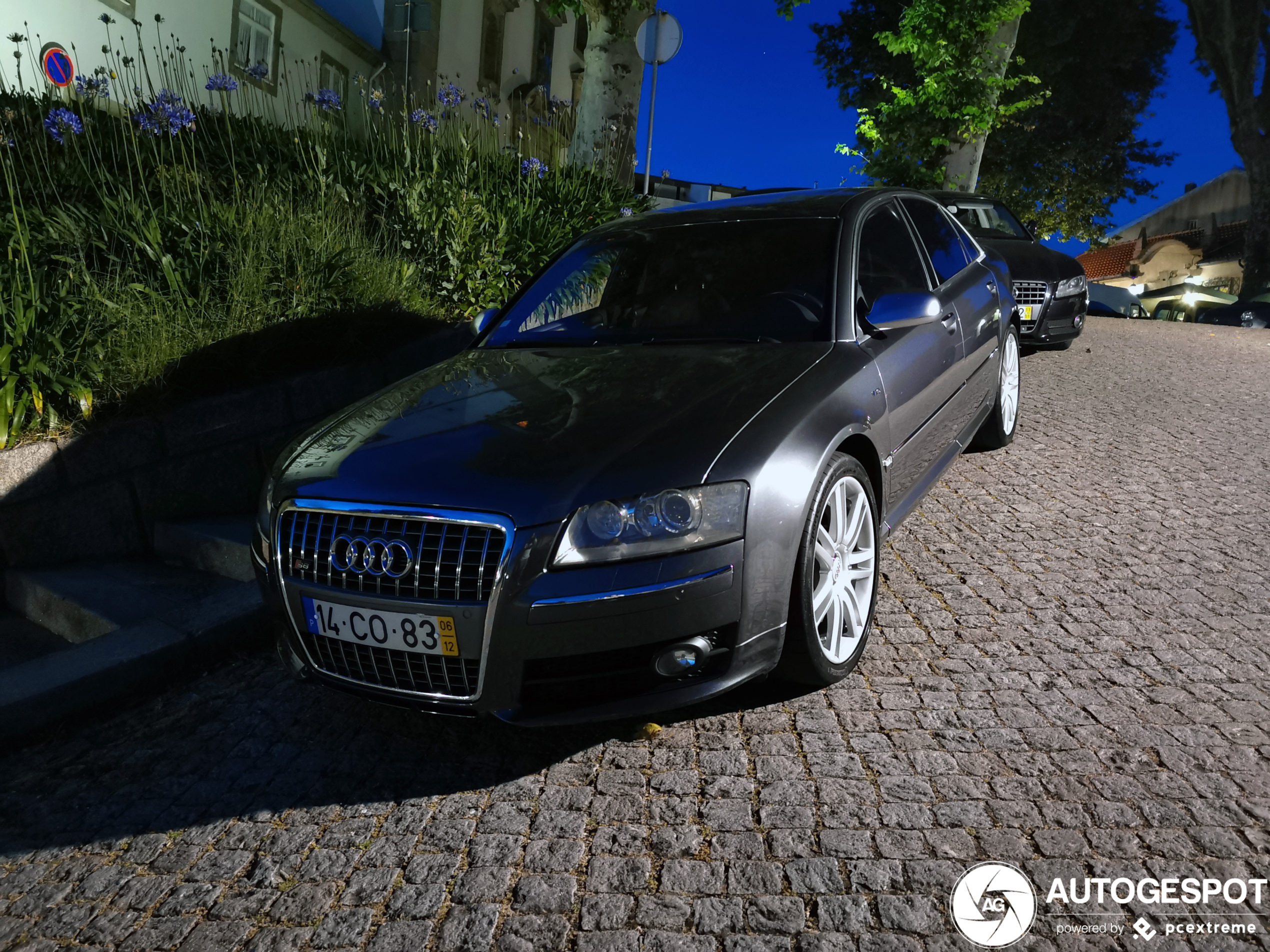 Audi S8 D3