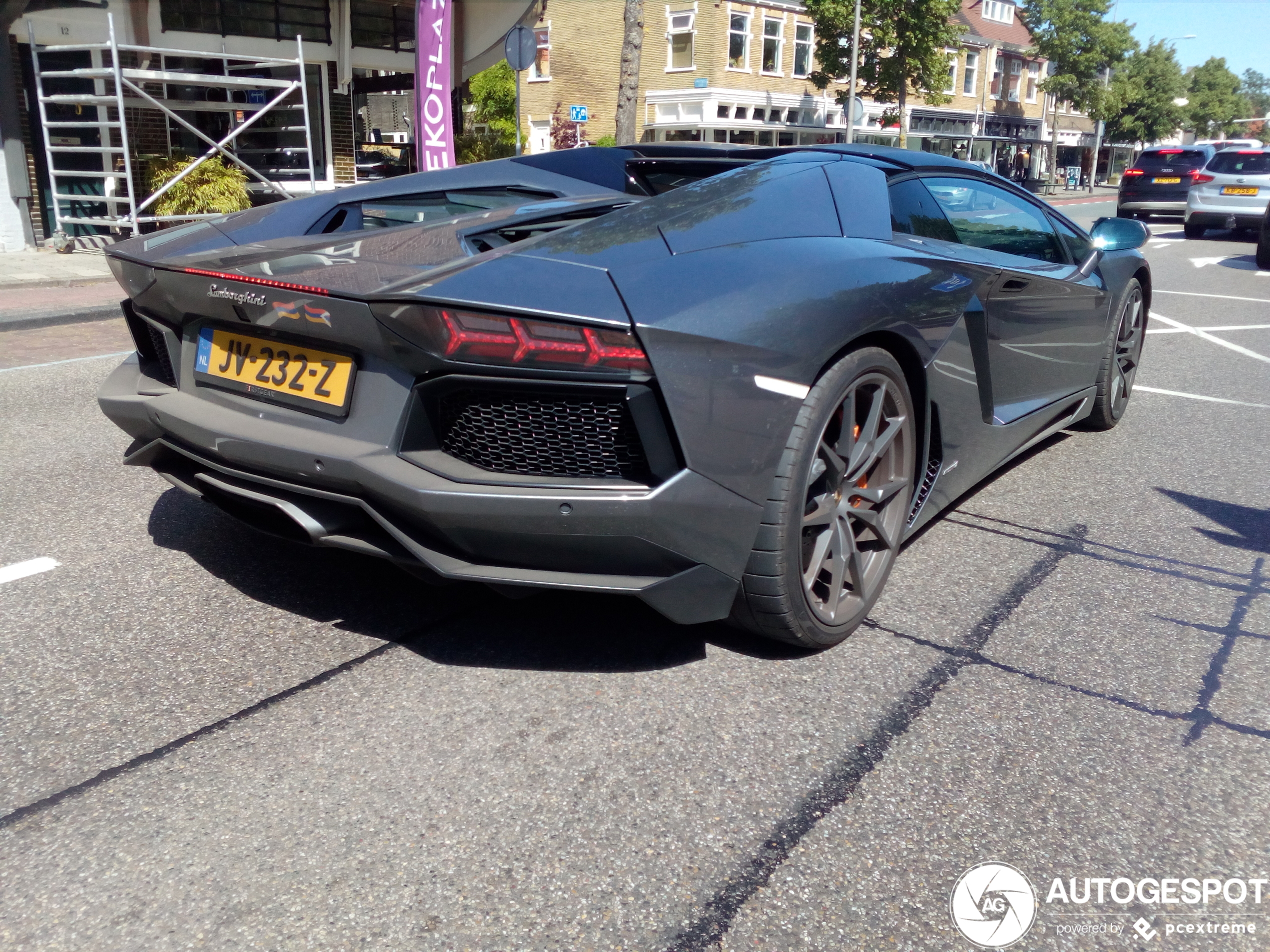 Lamborghini Aventador LP700-4 Roadster