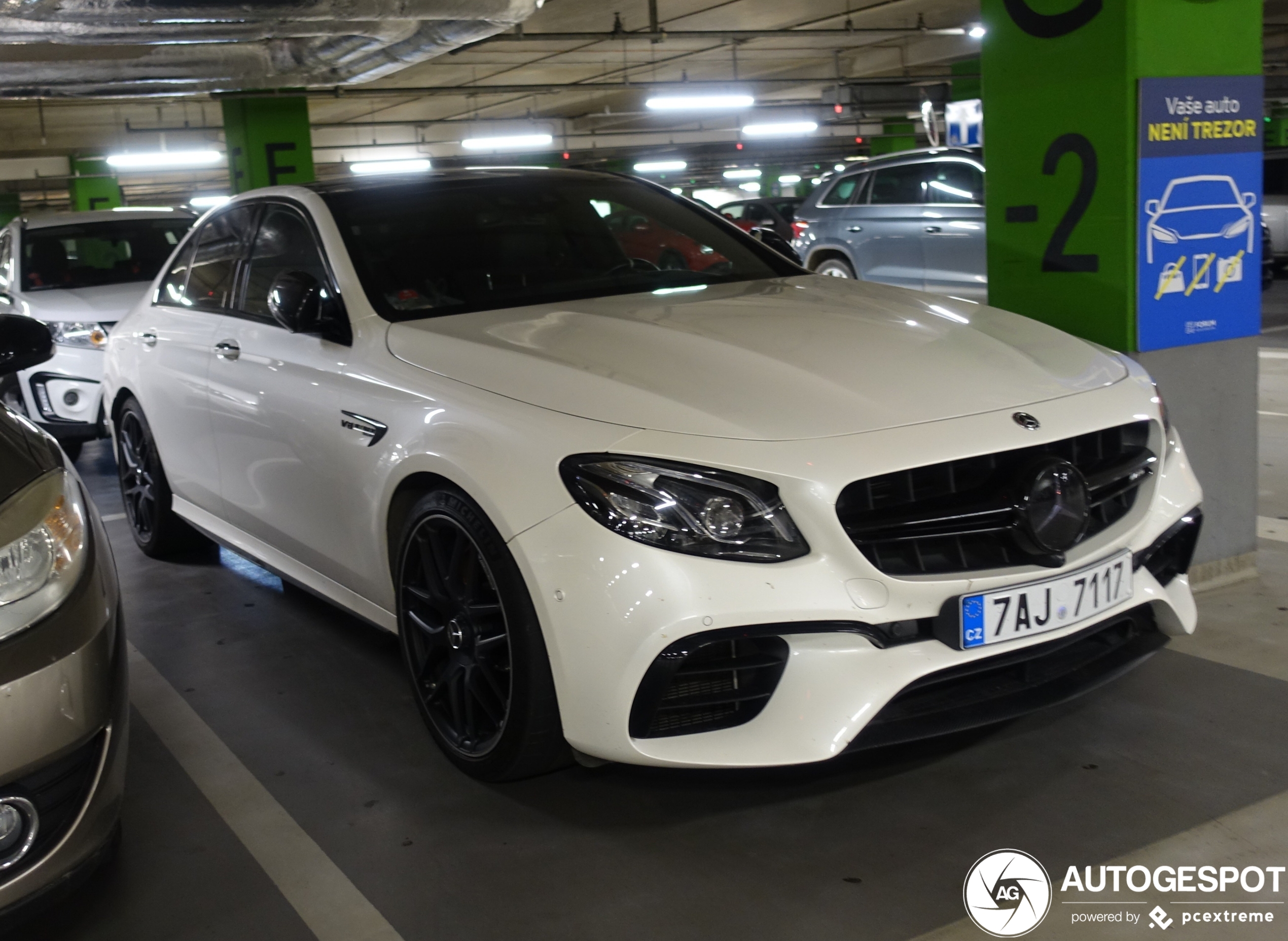 Mercedes-AMG E 63 S W213