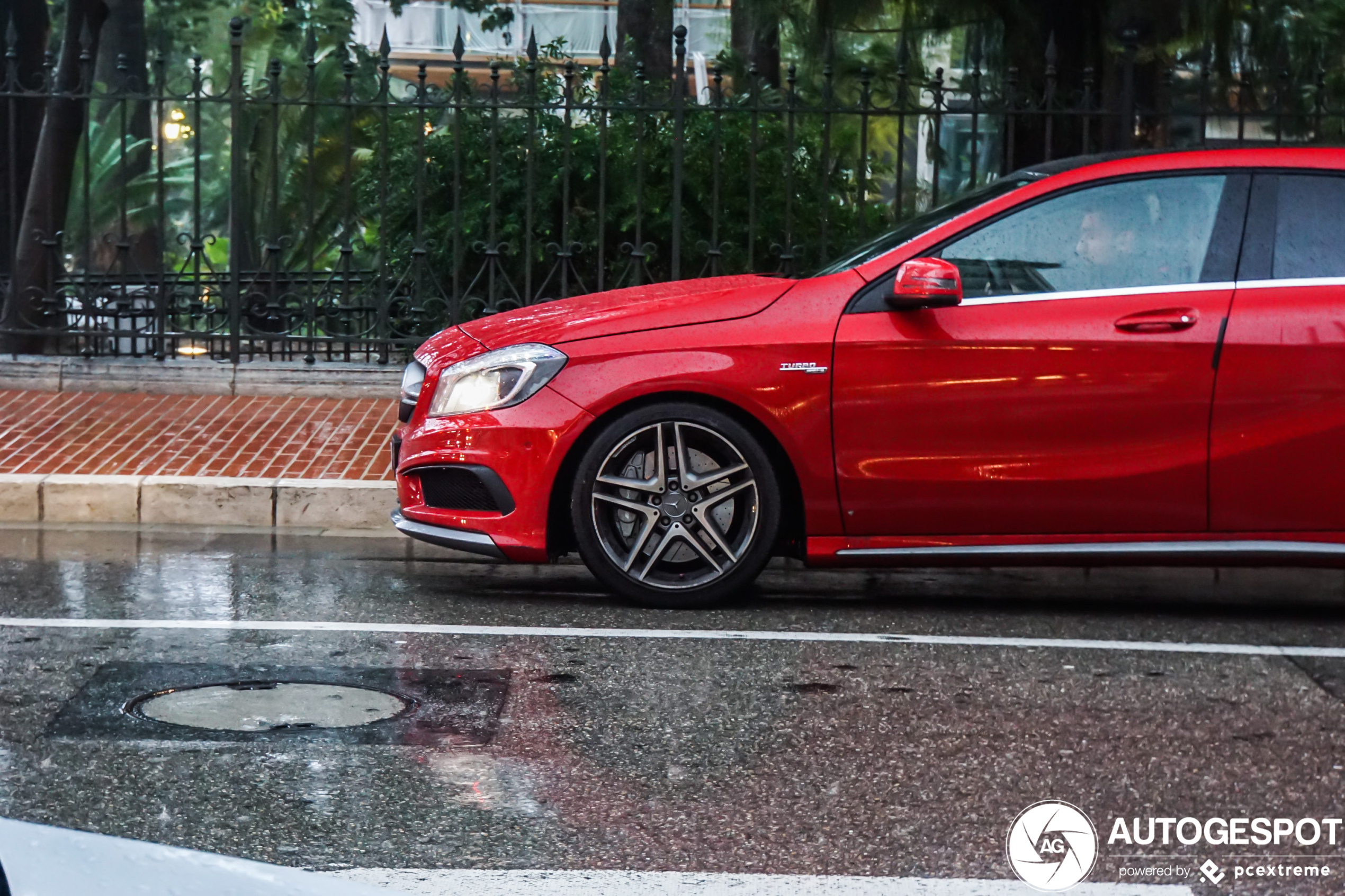 Mercedes-Benz A 45 AMG