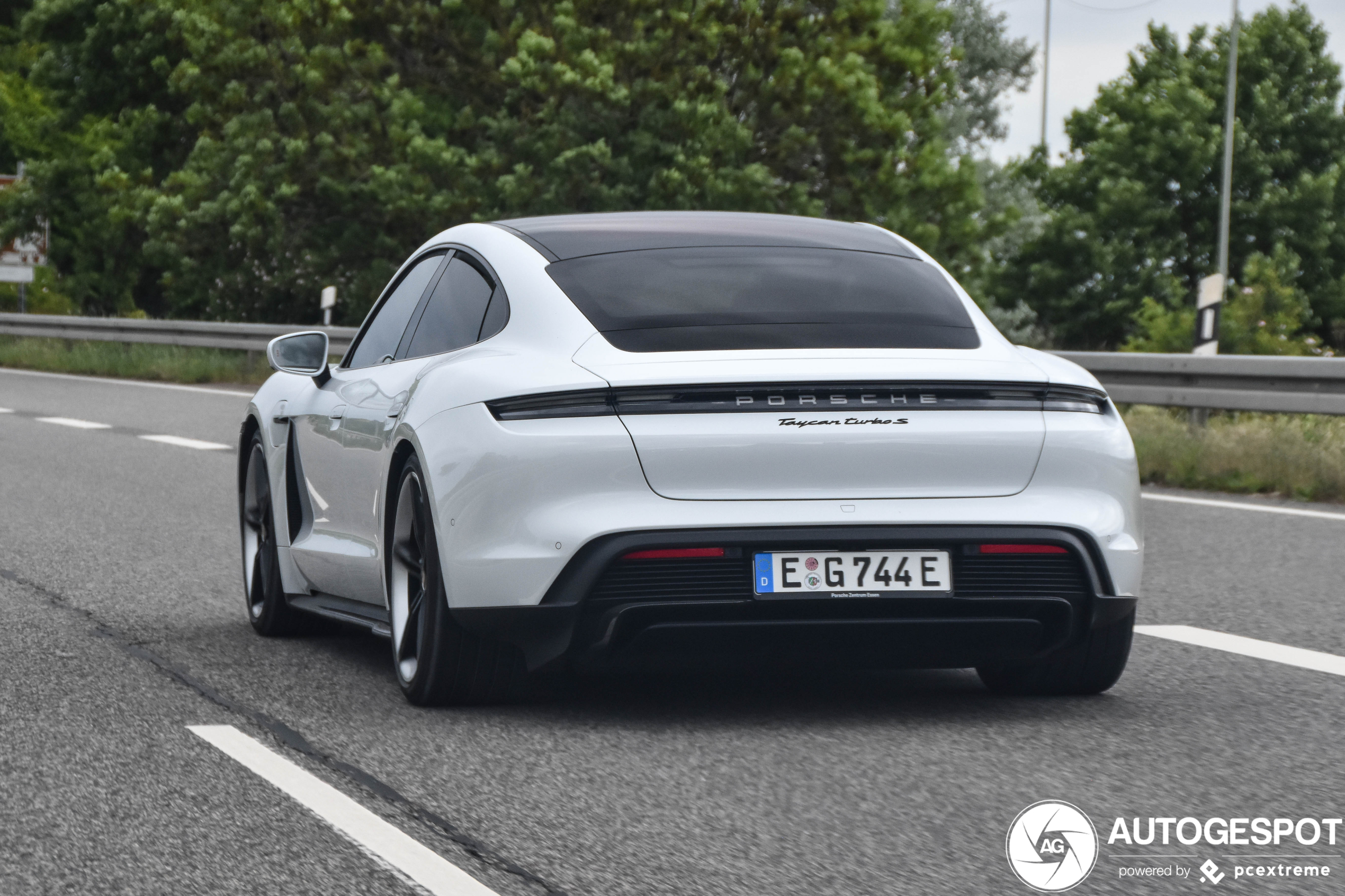 Porsche Taycan Turbo S