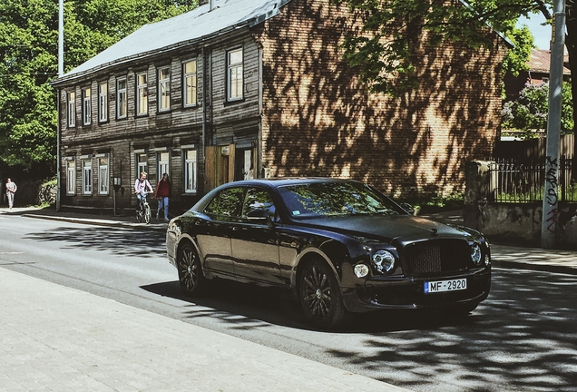 Bentley Mulsanne Speed Blue Train Edition