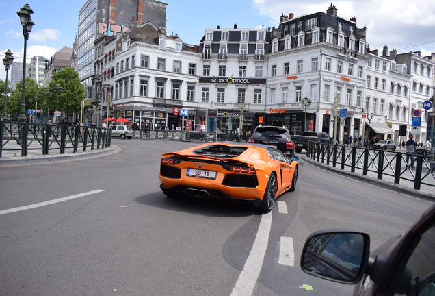 Lamborghini Aventador LP700-4