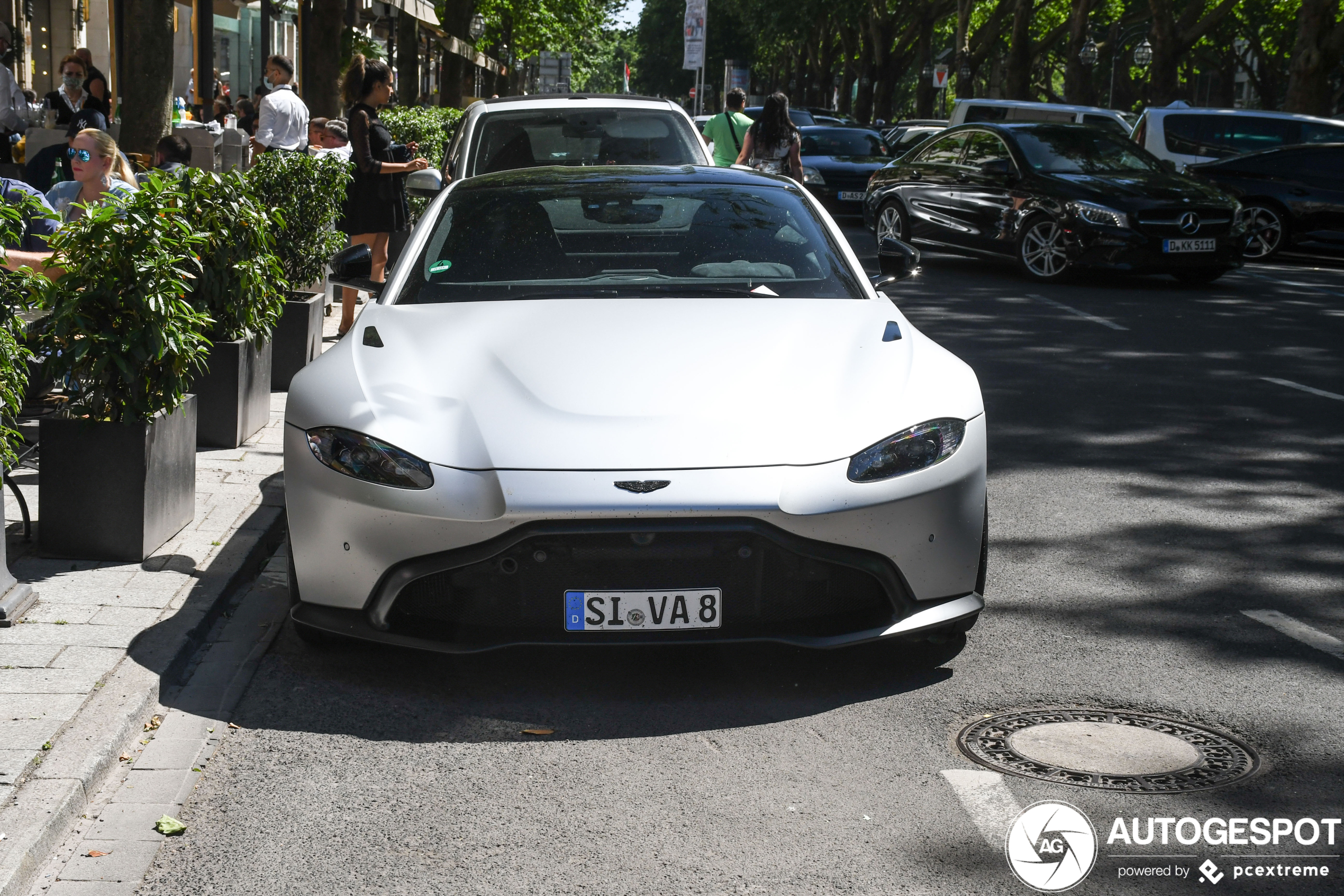 Aston Martin V8 Vantage 2018