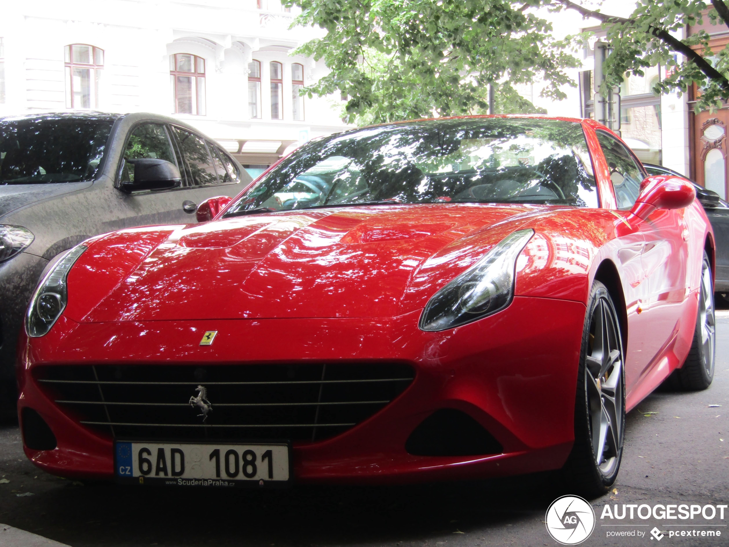 Ferrari California T