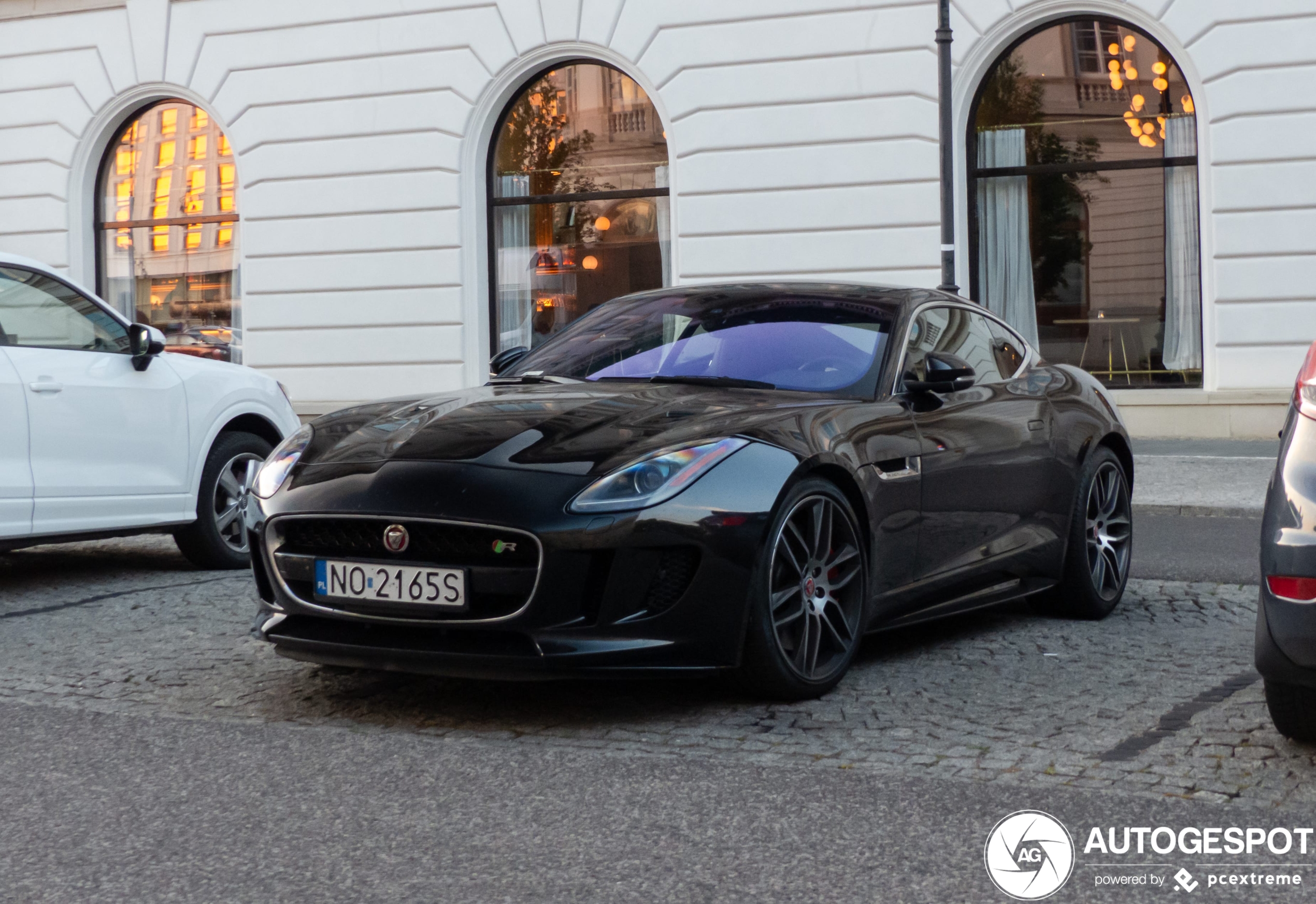 Jaguar F-TYPE R AWD Coupé