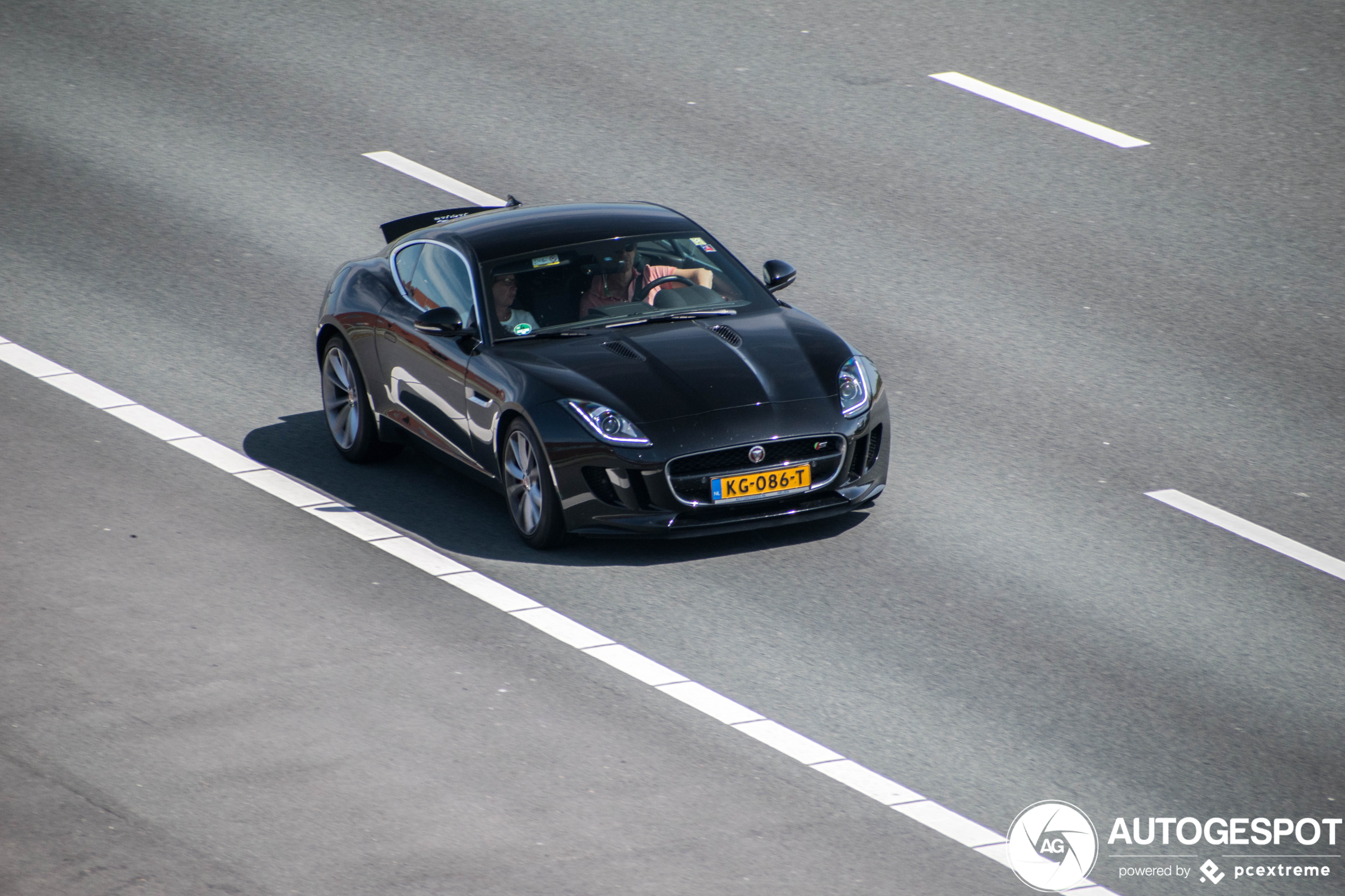 Jaguar F-TYPE S Coupé