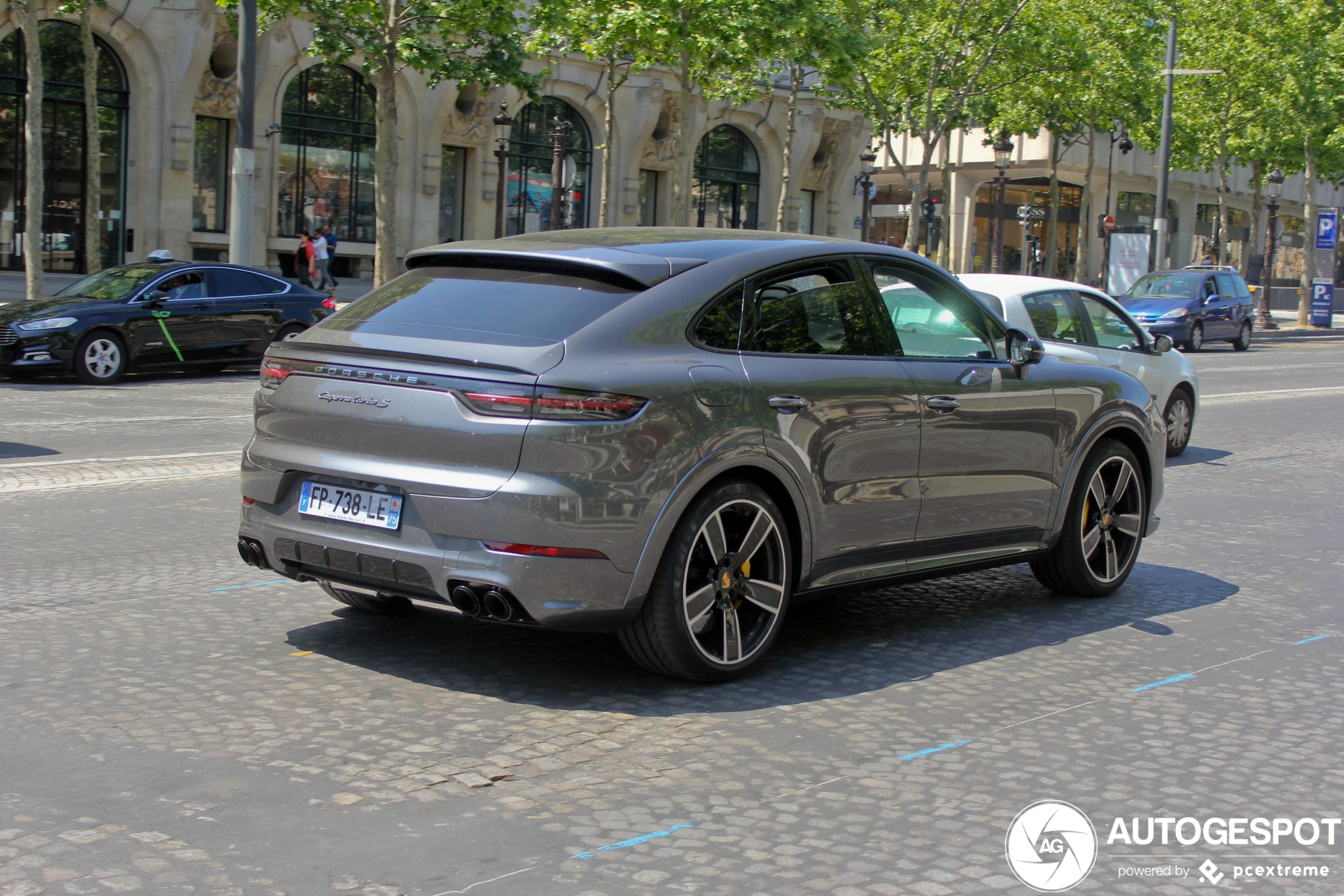 Porsche Cayenne Coupé Turbo S E-Hybrid