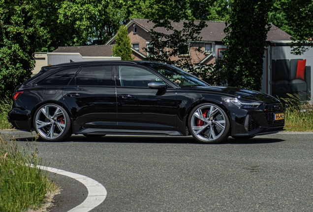 Audi RS6 Avant C8