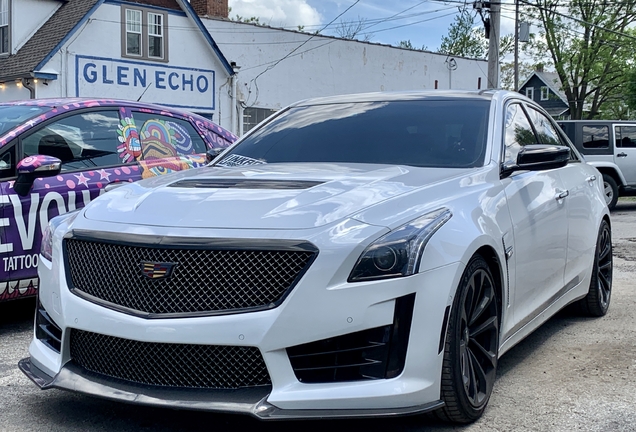 Cadillac CTS-V 2015