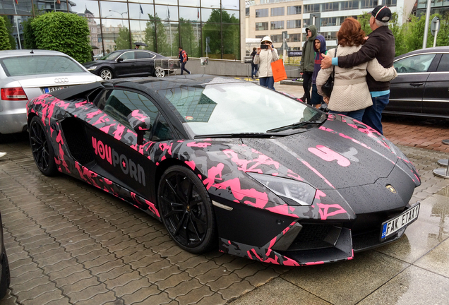 Lamborghini Aventador LP700-4 Roadster