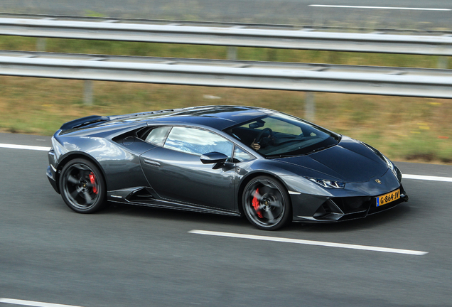 Lamborghini Huracán LP640-4 EVO